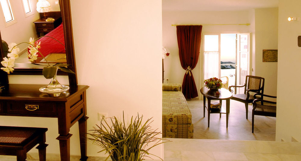 Antirides Hotel เนาซา ภายนอก รูปภาพ